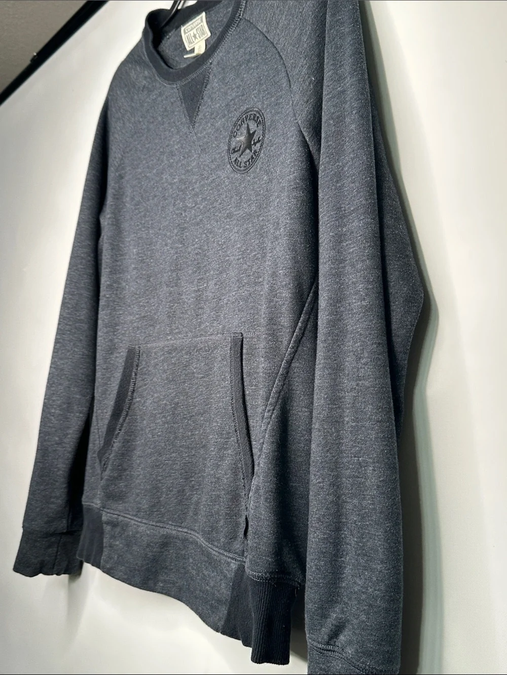 Converse all star chuck taylor  Men's Heather Gray Crewneck Sweatshirt US small